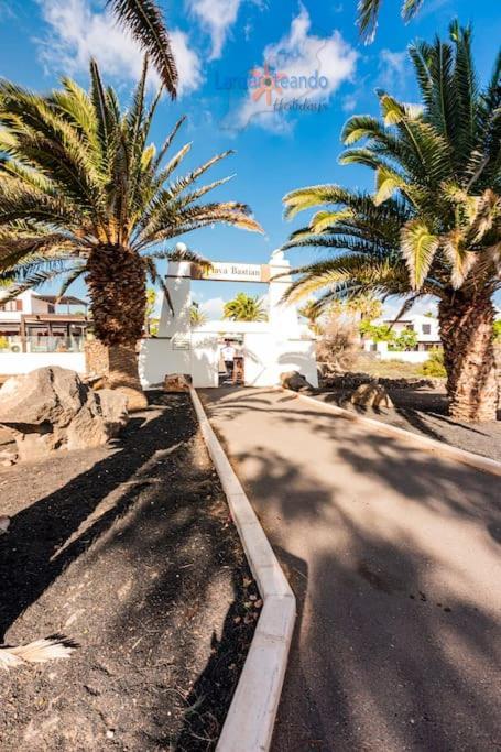 Casita El Faro En Playa Bastian Aircon In The Bedrooms Vv Costa Teguise Eksteriør billede