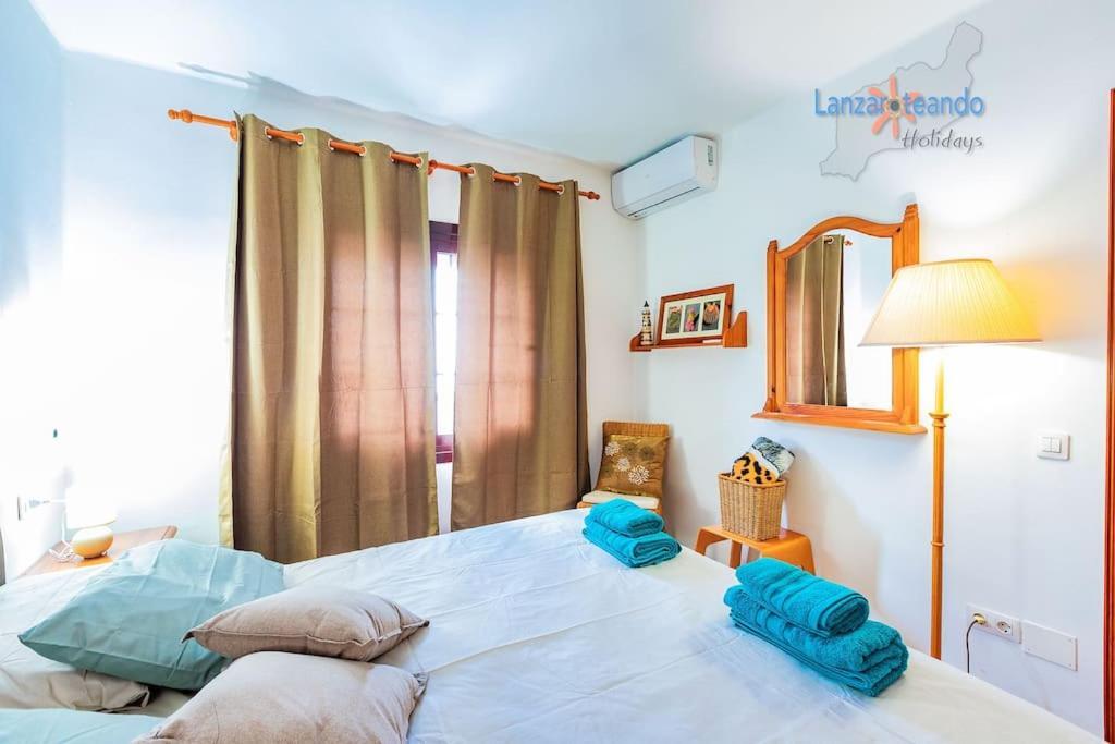 Casita El Faro En Playa Bastian Aircon In The Bedrooms Vv Costa Teguise Eksteriør billede